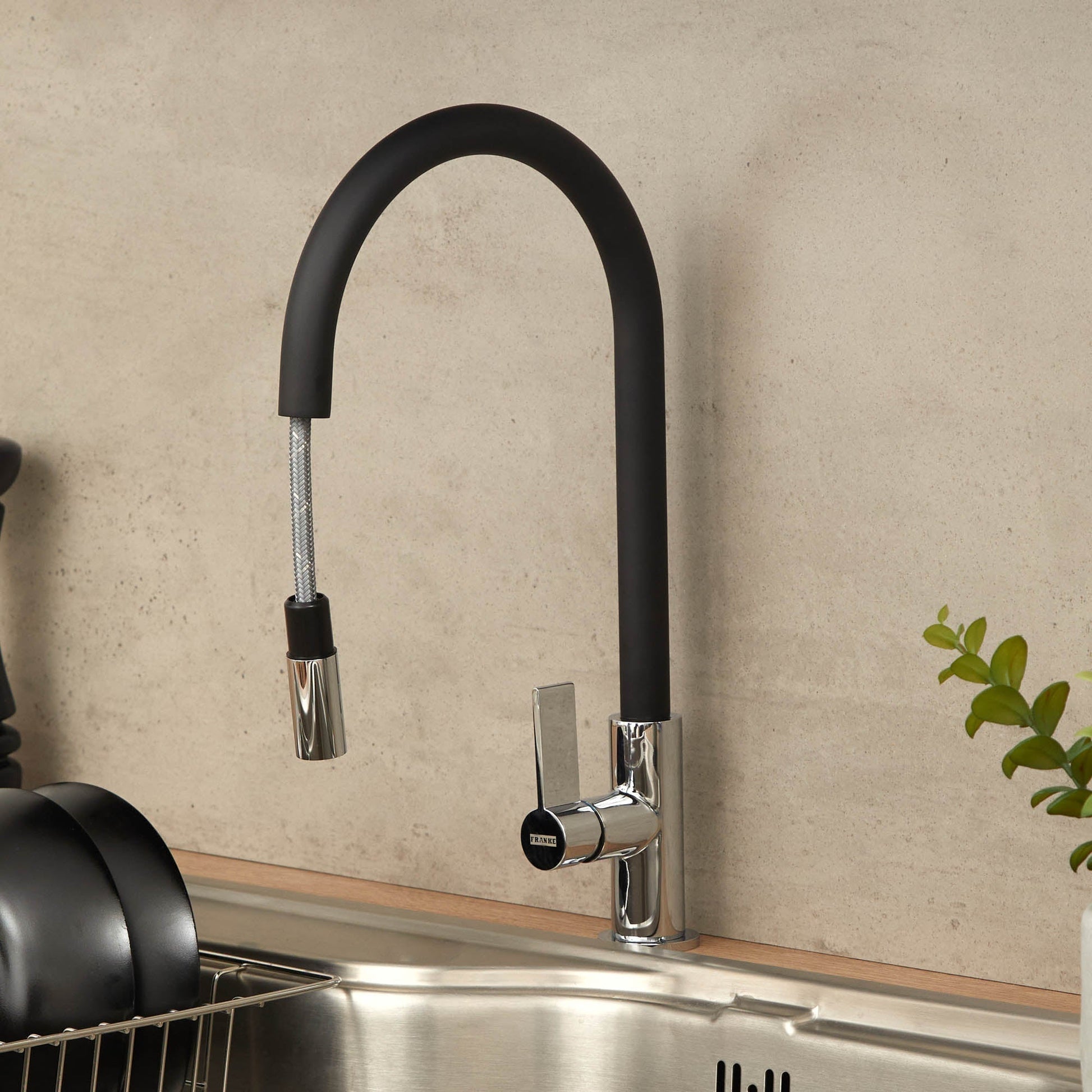 Grifería Ambiente Caño Extraíble4#Negro