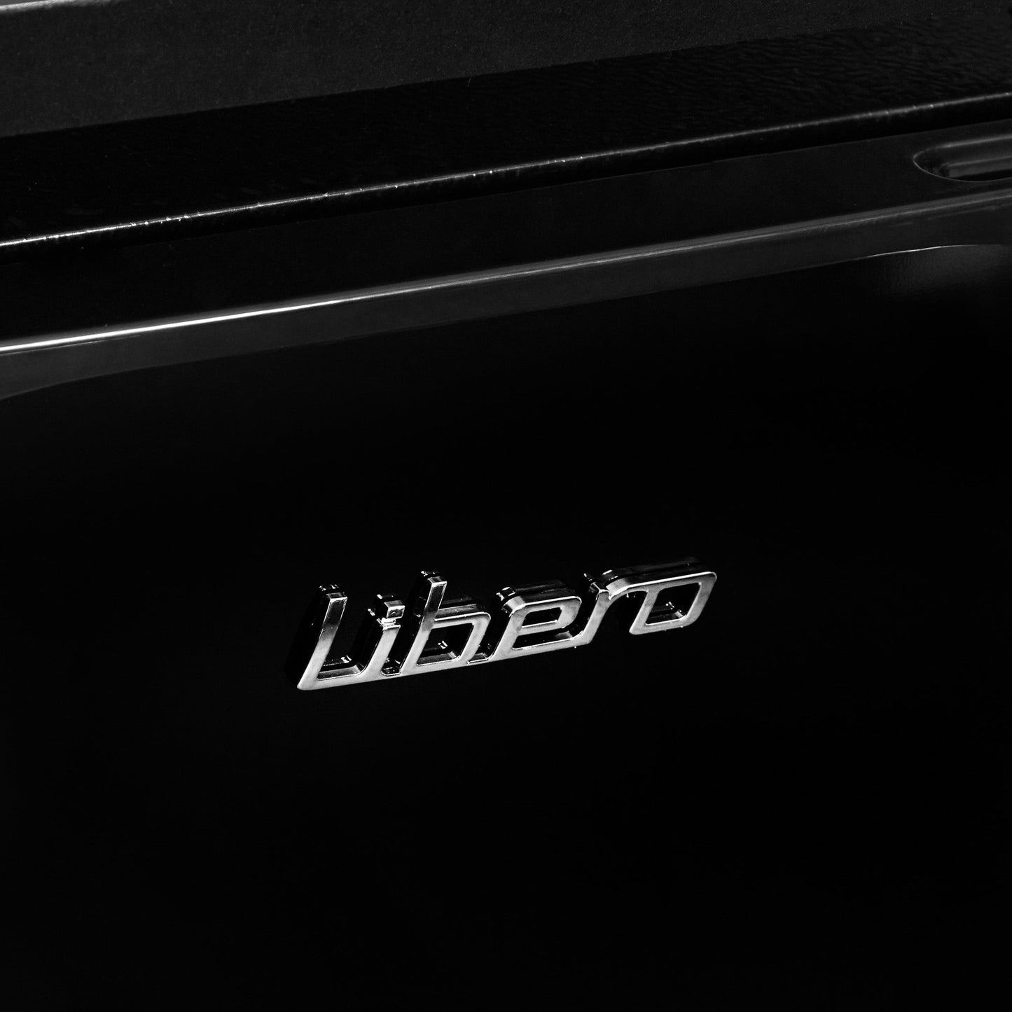 Frigobar Retro 90L LFB-90N8#Negro