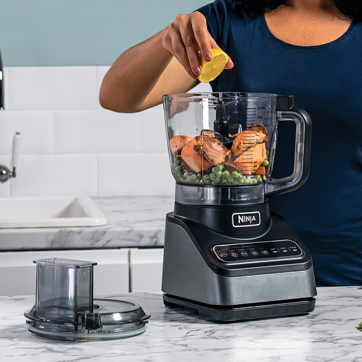 Procesador de alimentos con Auto-iQ BN650EU6#Negro