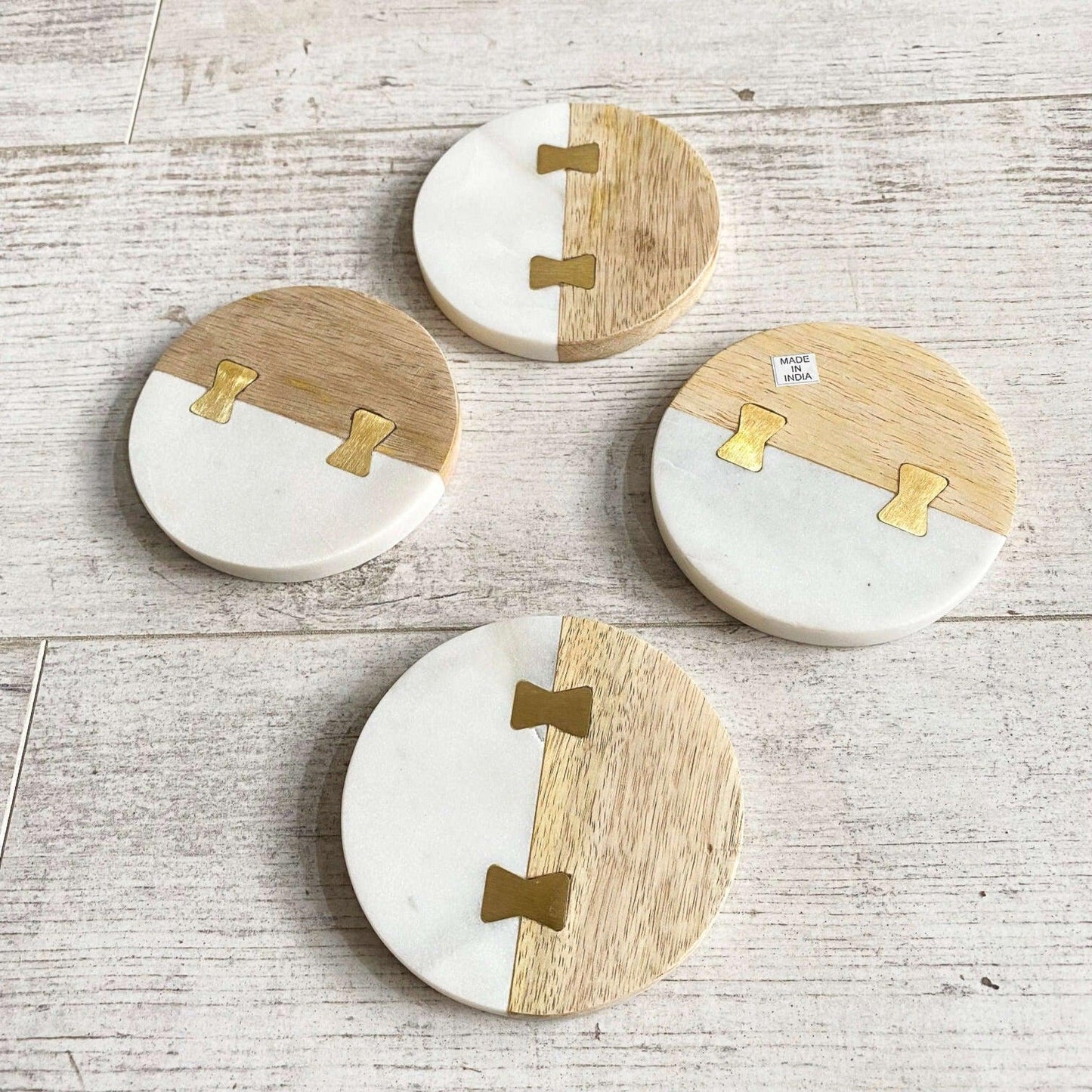 Posavasos Mármol Madera con Tachas de Bronce2#Blanco