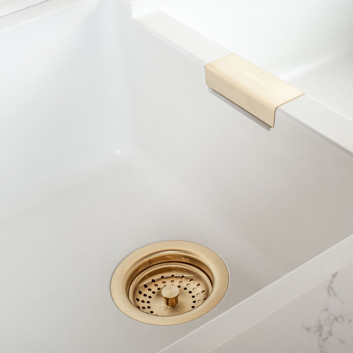 Kit Grifería Kavus Gold + Accesorios Dorados Lavaplatos Doble