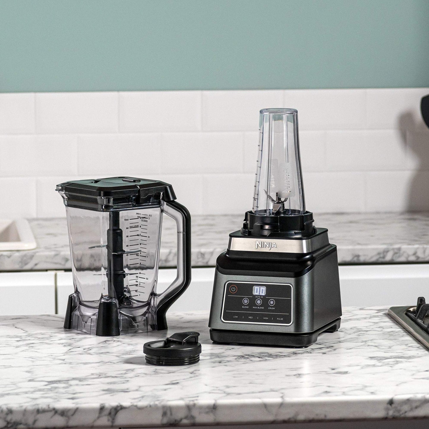 Batidora con Jarra y con Vaso Individual con Auto-iQ BN750EU