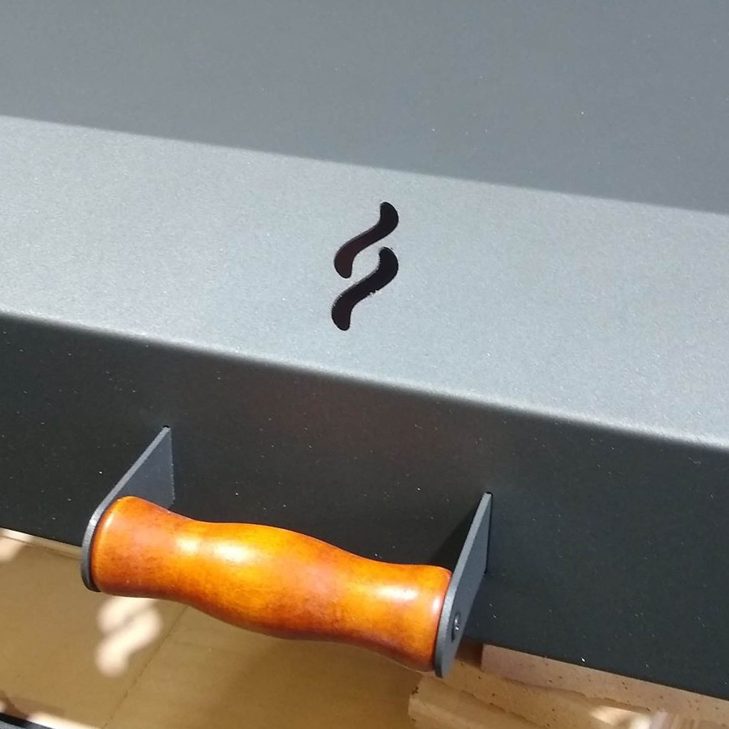 Parrilla Delta3#Gris