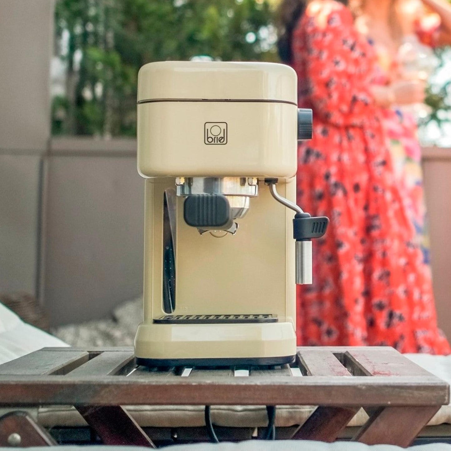 Cafetera Espresso Modelo Mia1#Amarillo