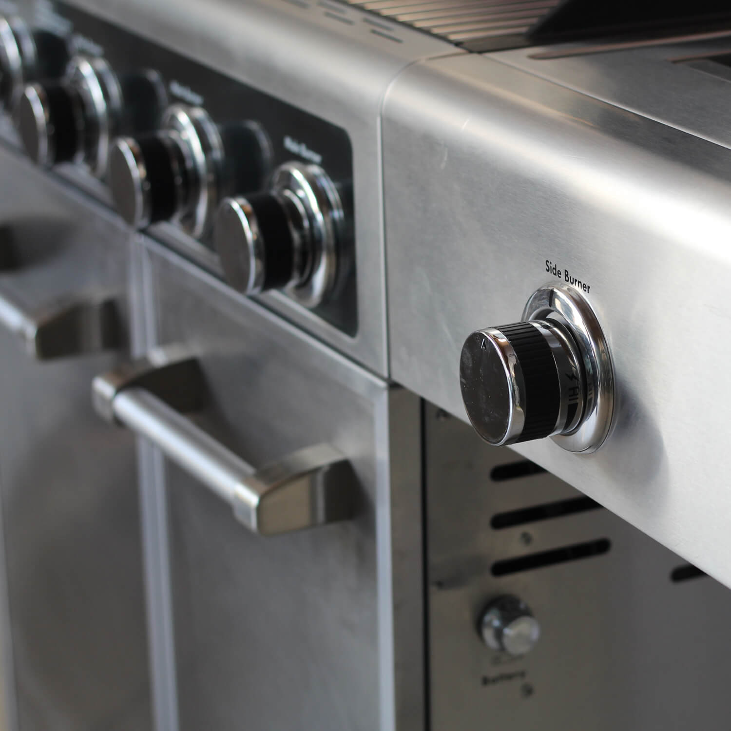 Parrilla a Gas Elite 4 Quemadores + Quemador Lateral KE-P48589-N5#Acero