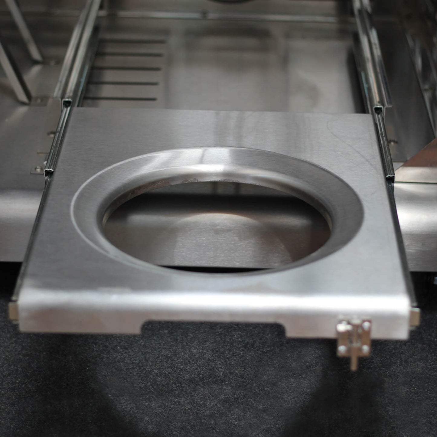 Parrilla a Gas Elite 4 Quemadores + Quemador Lateral KE-P48589-N9#Acero