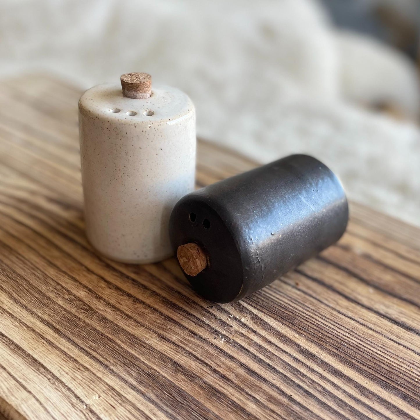 Salero y Pimentero1#Blanco|Negro